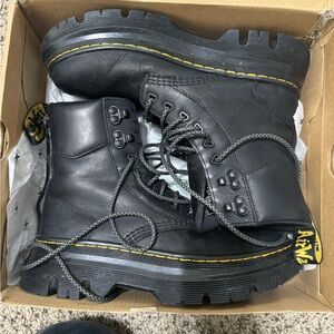 DR MARTENS Leather lace up boot
